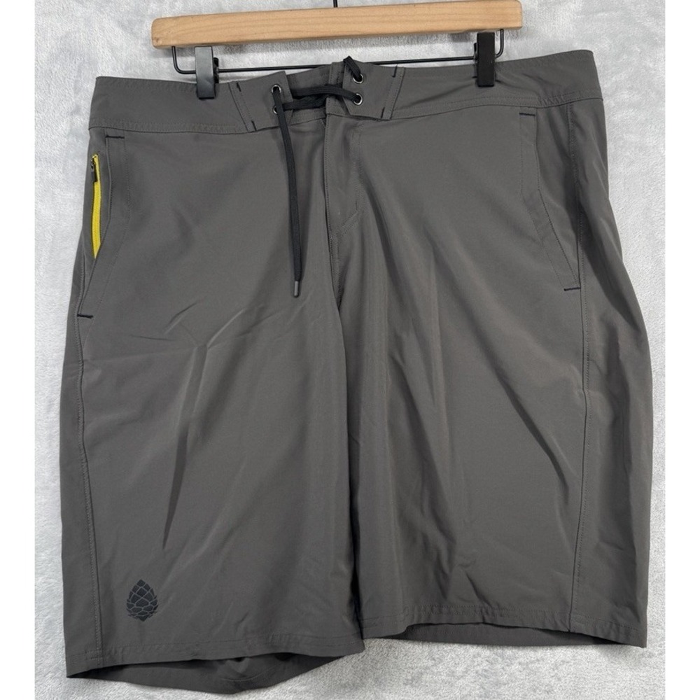 Stio CFS Board Shorts Gray Performance Stretch 10" Swimwear Men's 36 NWOT